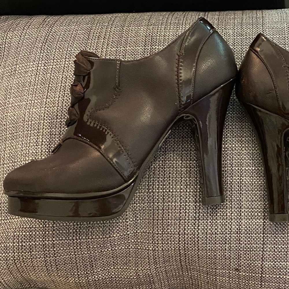 SAM EDELMAN Ankle Bootie Shoes Lace Up Oxford Strap Heel Wedge Peep Toe Platform